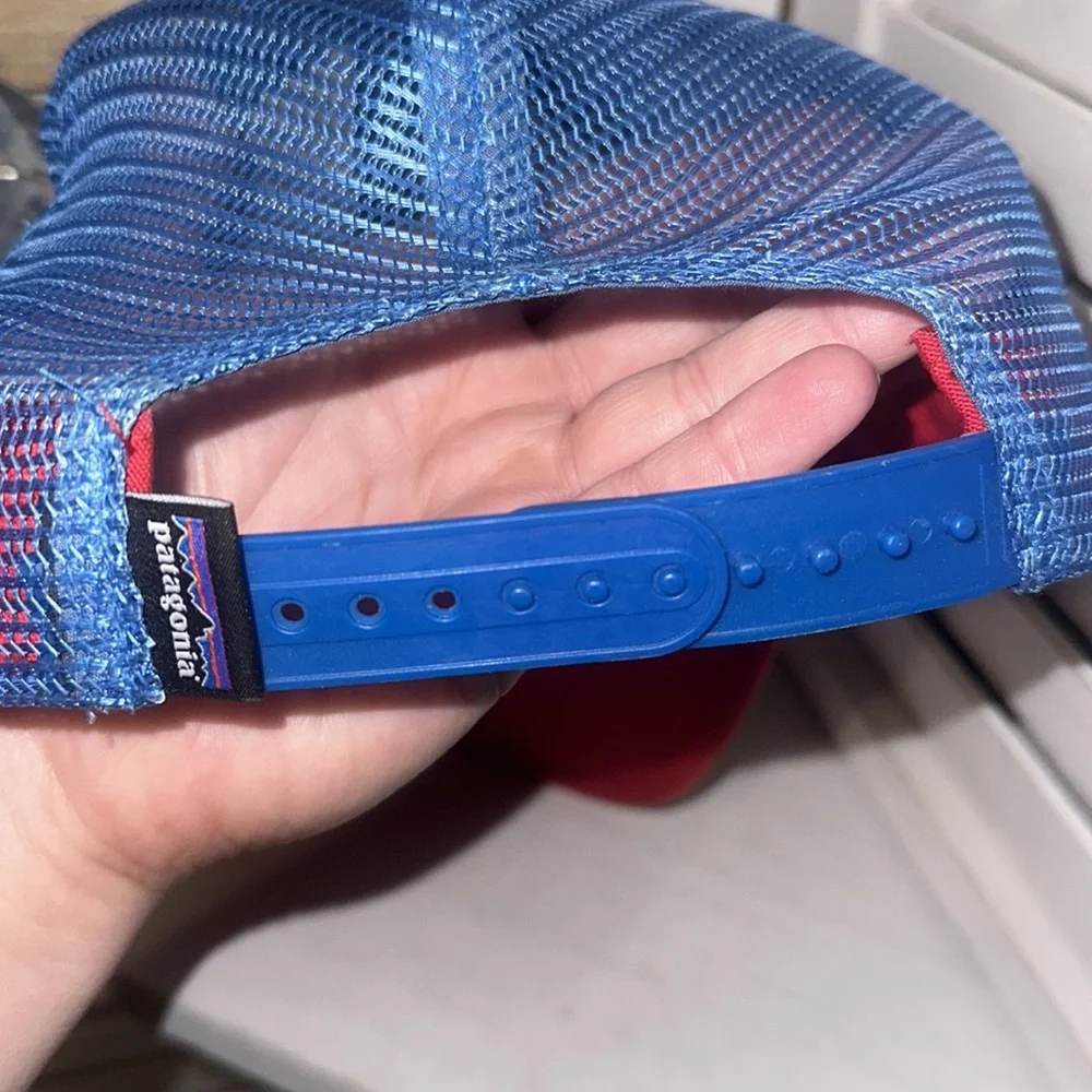 Patagonia Bison Hat red white and blue trucker adjustable - Picture 3 of 4